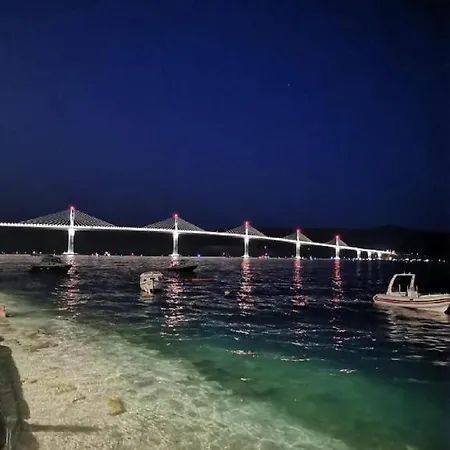 Apartmán Sutalo Komarna