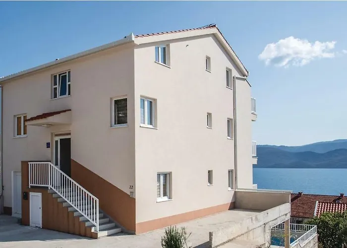 Sutalo * קומרנה